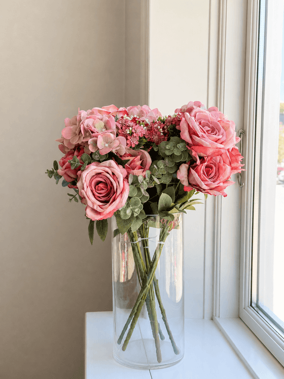 Kunstig blomsterbuket - Dusty Rose Red