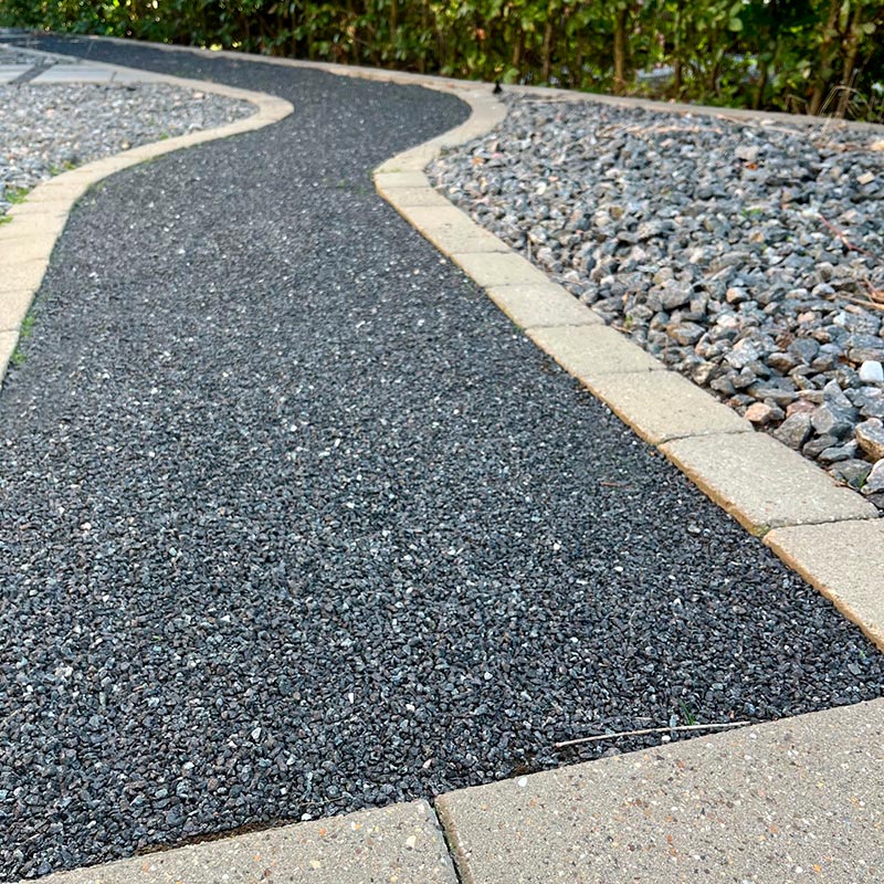 sorte granitskærver 2-5 mm til gangsti