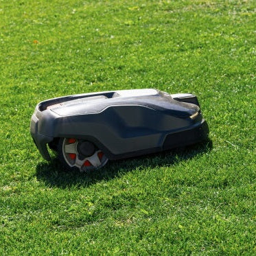 Græskant til robotplæneklipper i cortenstål